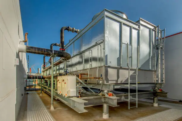 Float valve for evaporative cooling towers